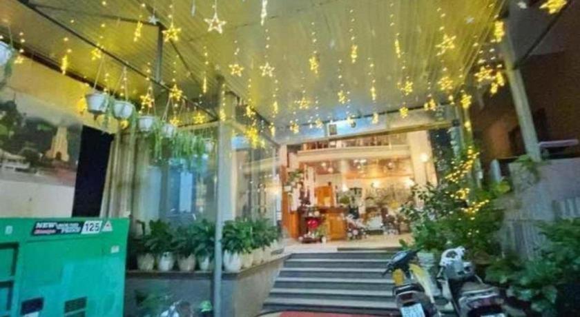 Gold Night Hotel Dalat Exterior foto