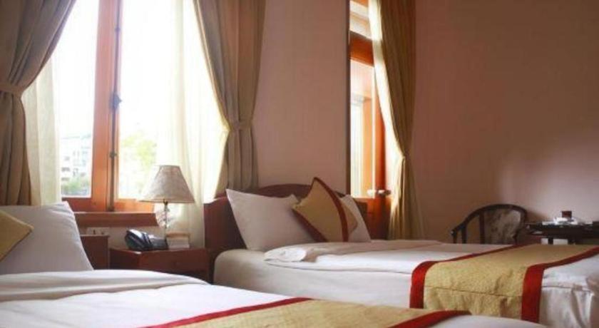 Gold Night Hotel Dalat Exterior foto
