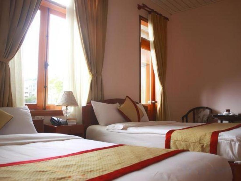 Gold Night Hotel Dalat Exterior foto